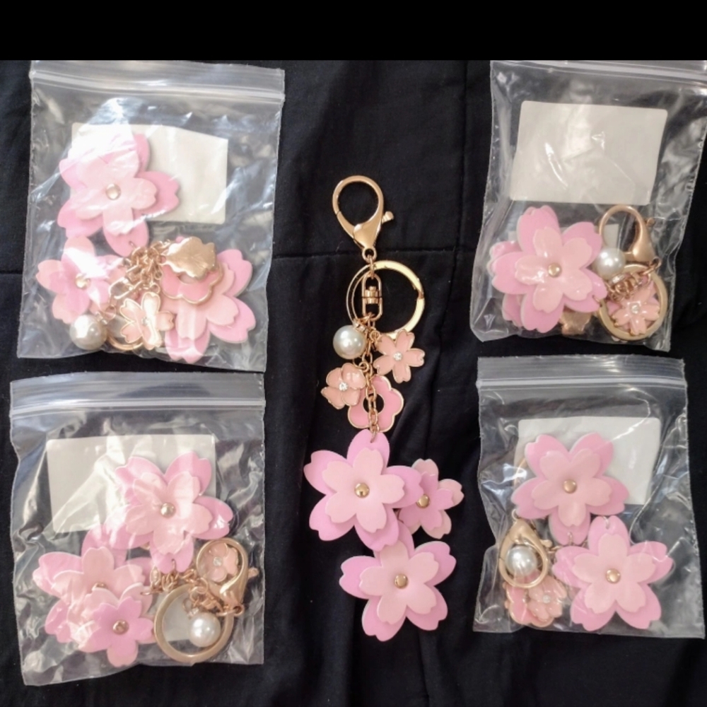 Set of 5 Pink Flower Keychain Charms